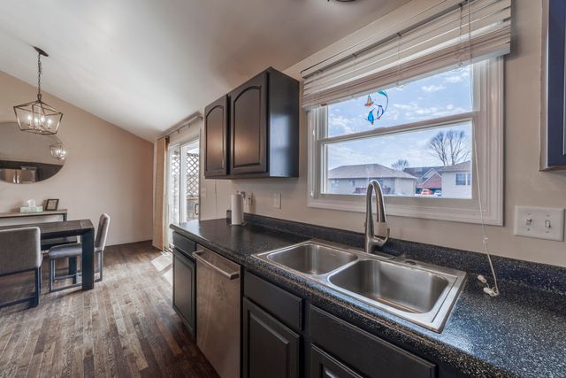 6552 Indian Trail, Schererville, IN 46375