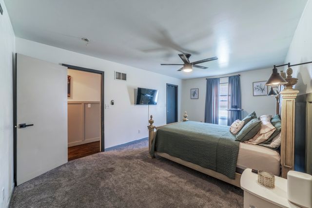 6552 Indian Trail, Schererville, IN 46375