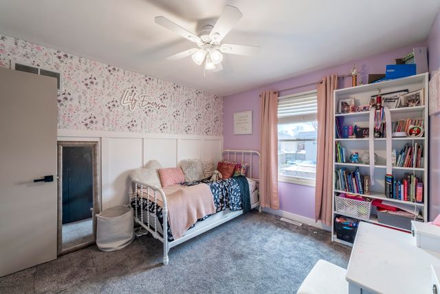 6552 Indian Trail, Schererville, IN 46375