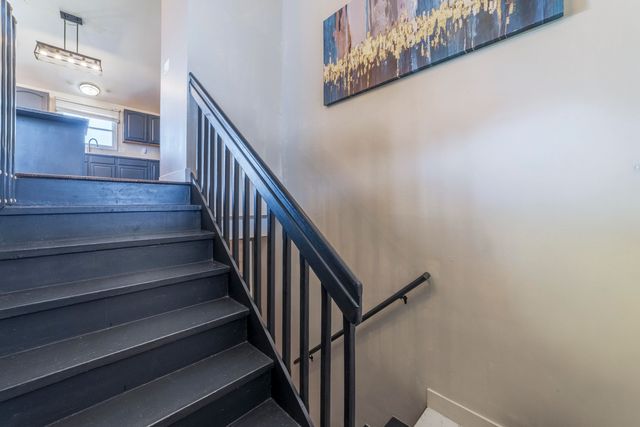 6552 Indian Trail, Schererville, IN 46375