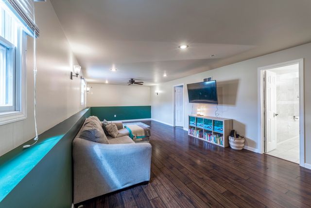 6552 Indian Trail, Schererville, IN 46375