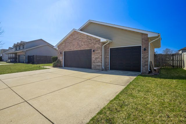 6552 Indian Trail, Schererville, IN 46375