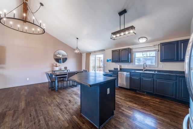 6552 Indian Trail, Schererville, IN 46375