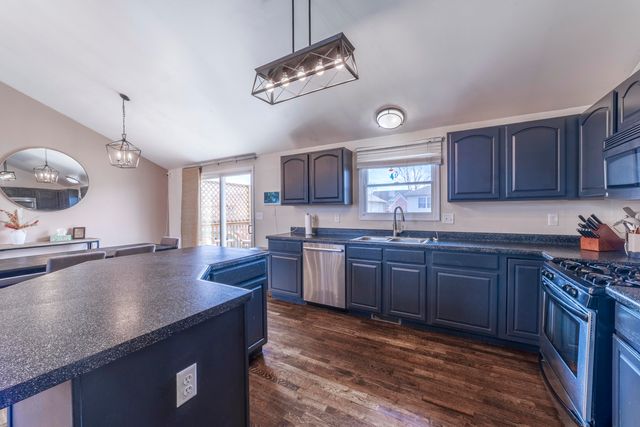 6552 Indian Trail, Schererville, IN 46375