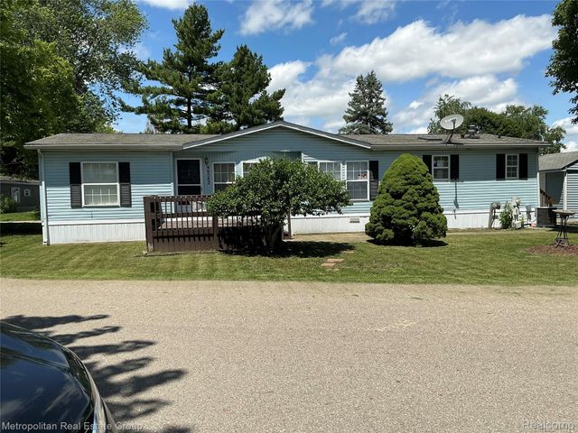 49582 Main Drive, Plymouth Charter Township, MI 48170
