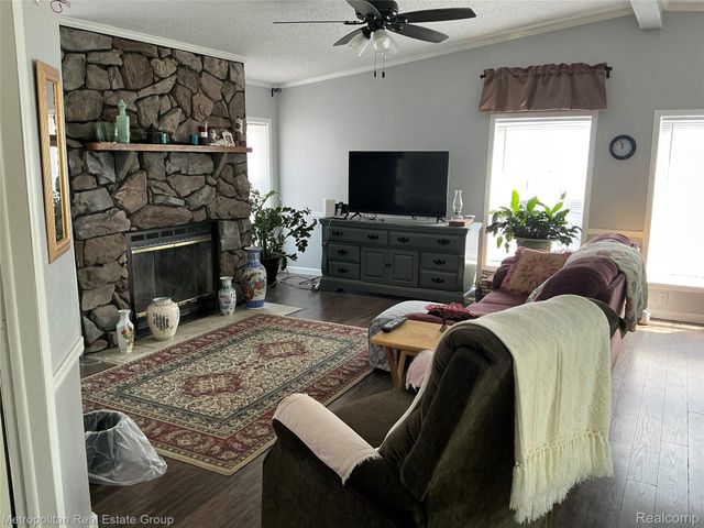 49582 Main Drive, Plymouth Charter Township, MI 48170