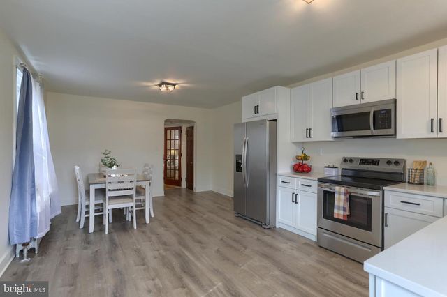 40 S WHITE OAK ST, Annville, PA 17003