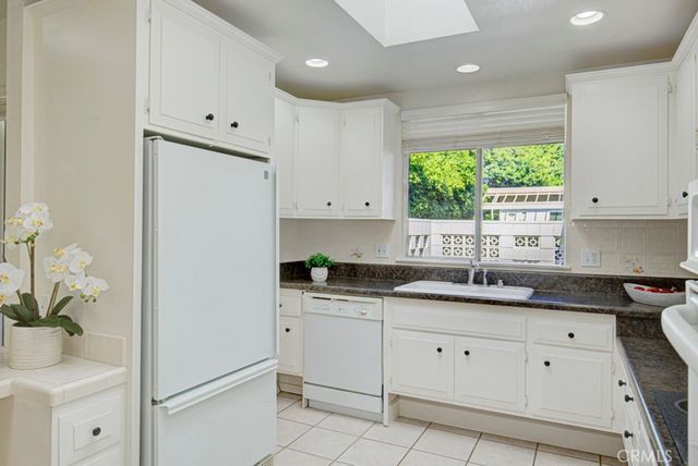 447 Ave Sevilla E, Laguna Woods, CA 92637