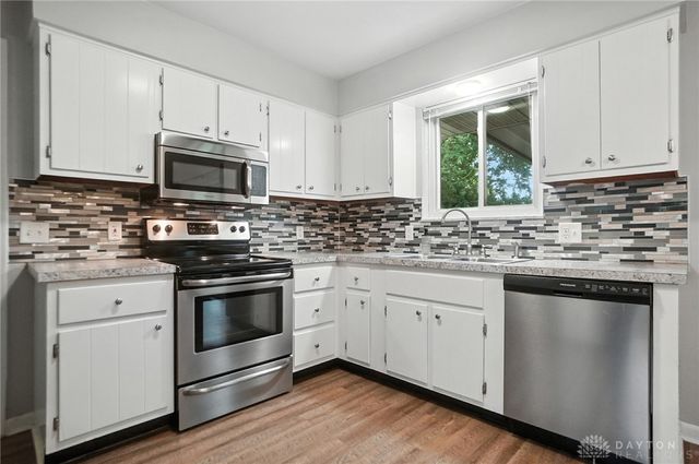 3868 Lujon Drive, Beavercreek, OH 45431