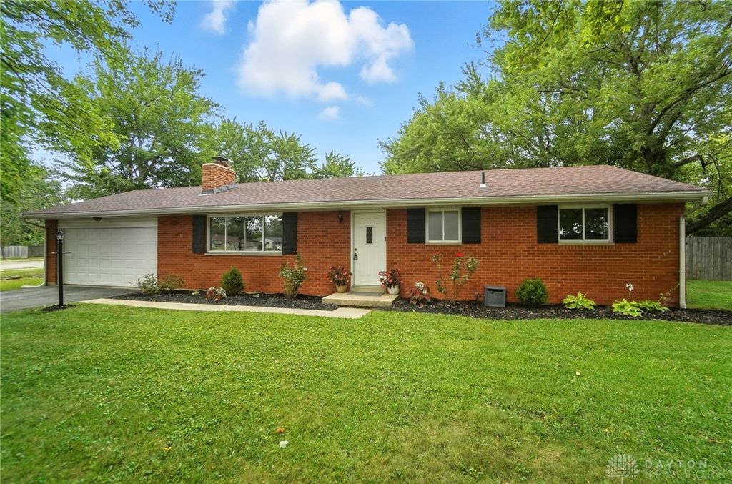 3868 Lujon Drive, Beavercreek, OH 45431