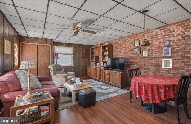 250 E WILLIAMS AVE, Barrington, NJ 08007