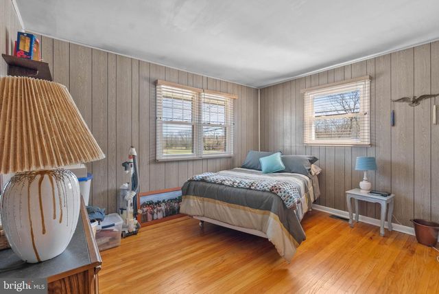 250 E WILLIAMS AVE, Barrington, NJ 08007