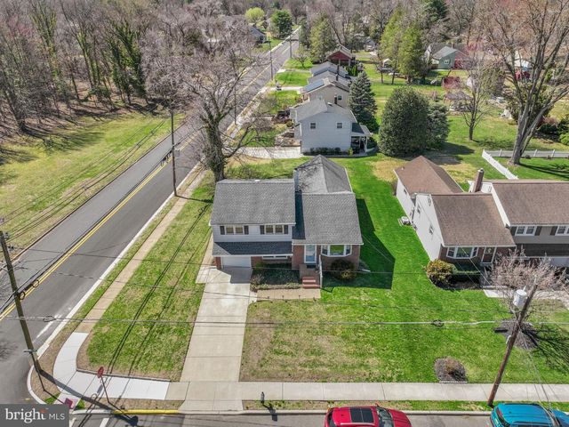 250 E WILLIAMS AVE, Barrington, NJ 08007