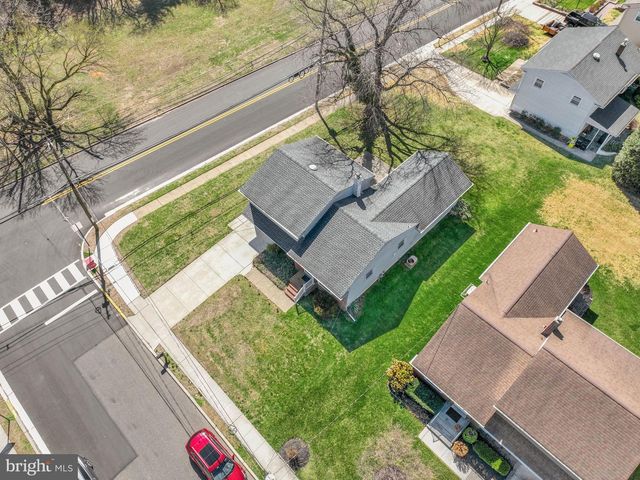 250 E WILLIAMS AVE, Barrington, NJ 08007