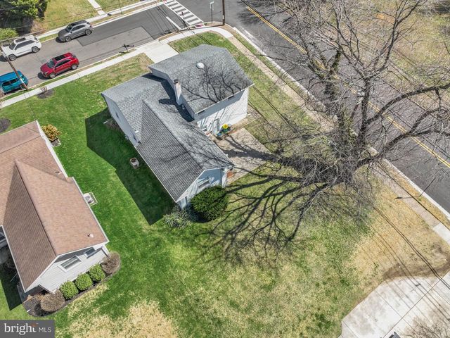 250 E WILLIAMS AVE, Barrington, NJ 08007