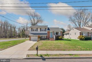 250 E WILLIAMS AVE, Barrington, NJ 08007