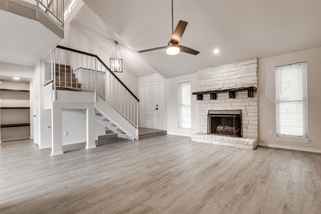 2013 Toulon Lane, Carrollton, TX 75007
