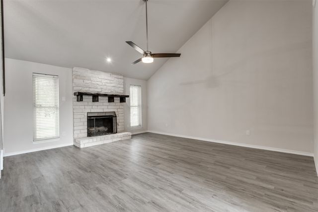 2013 Toulon Lane, Carrollton, TX 75007