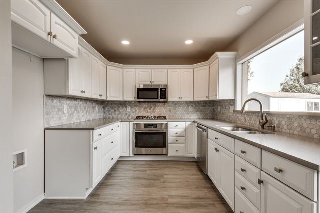 2013 Toulon Lane, Carrollton, TX 75007