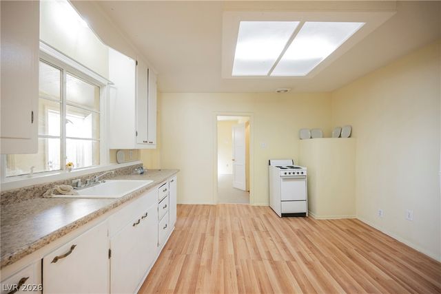 203 North 13th Street, Las Vegas, NV 89101