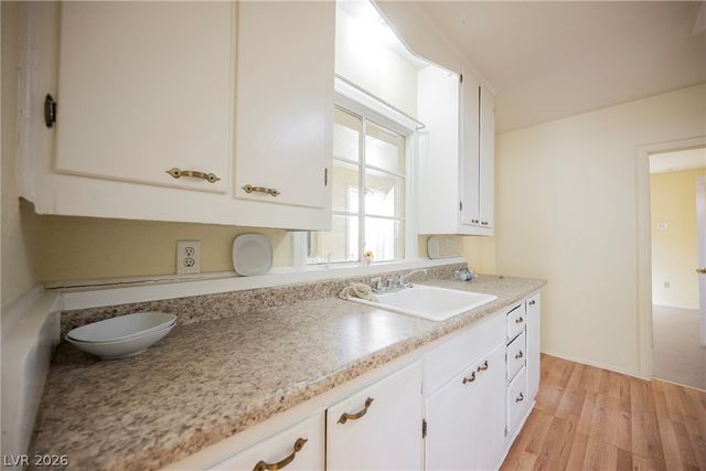 203 North 13th Street, Las Vegas, NV 89101