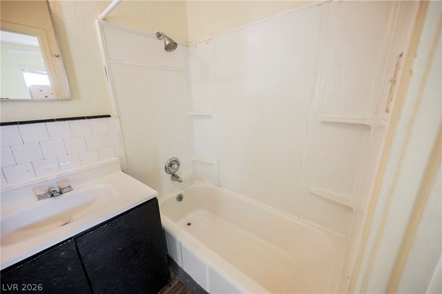 203 North 13th Street, Las Vegas, NV 89101
