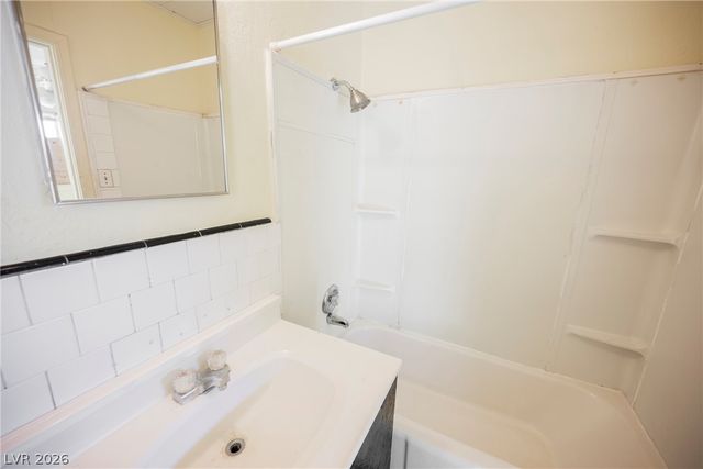 203 North 13th Street, Las Vegas, NV 89101