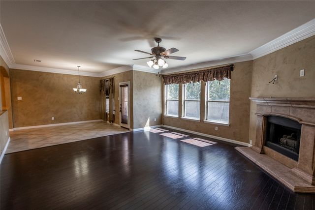 2931 Bandera, Grand Prairie, TX 75054