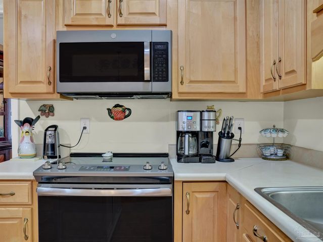 8303 Lyric Dr, Pensacola, FL 32514