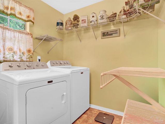 8303 Lyric Dr, Pensacola, FL 32514