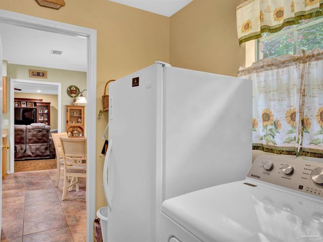 8303 Lyric Dr, Pensacola, FL 32514
