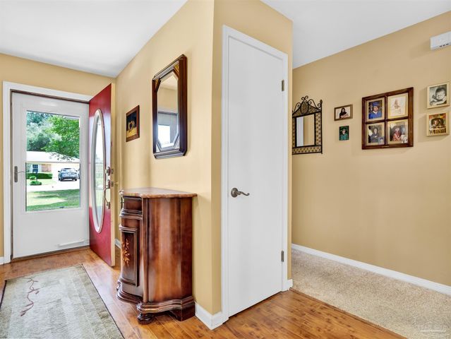 8303 Lyric Dr, Pensacola, FL 32514