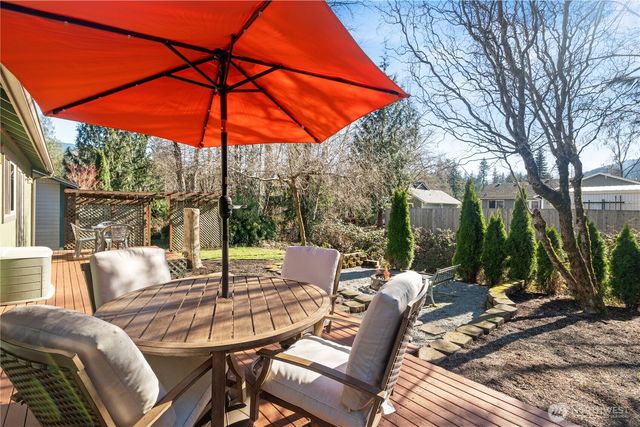 3025 Pine Lane, Sedro Woolley, WA 98284