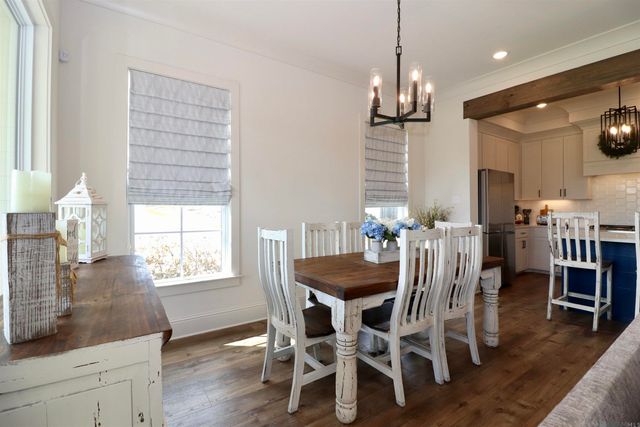 3084 Parkside Ln, St Francisville, LA 70775