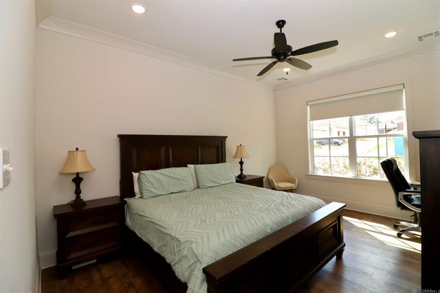 3084 Parkside Ln, St Francisville, LA 70775