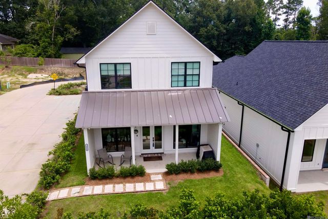 3084 Parkside Ln, St Francisville, LA 70775