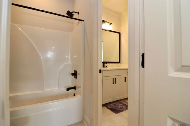 3084 Parkside Ln, St Francisville, LA 70775