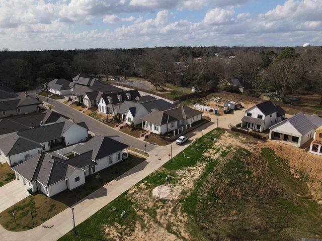 3084 Parkside Ln, St Francisville, LA 70775