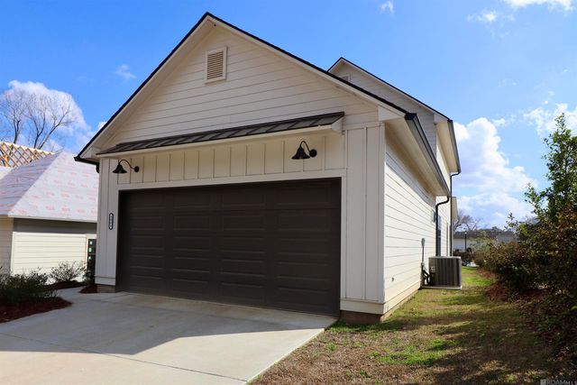 3084 Parkside Ln, St Francisville, LA 70775