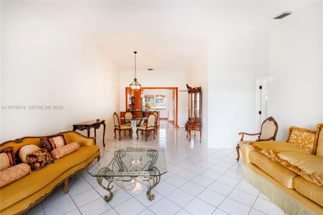 14260 SW 57th Ln 2-203, Miami, FL 33183