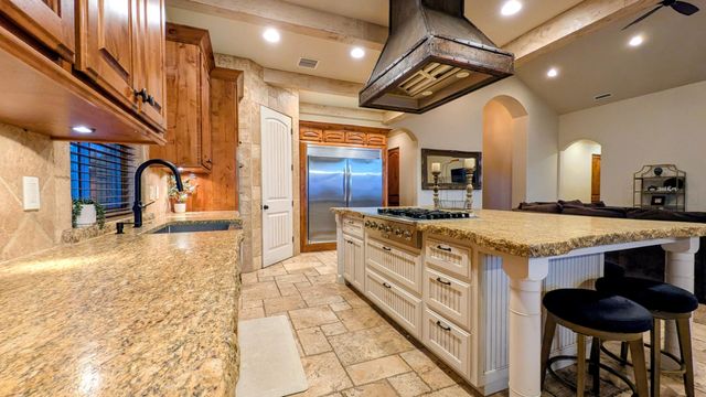 850 NE Tokay Heights, Grants Pass, OR 97526