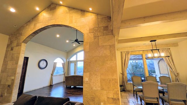 850 NE Tokay Heights, Grants Pass, OR 97526