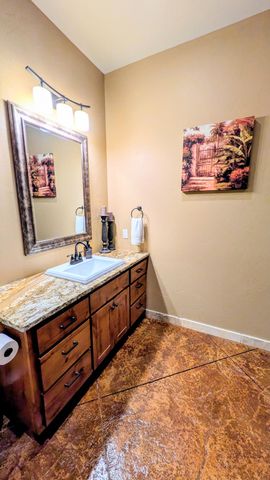 850 NE Tokay Heights, Grants Pass, OR 97526