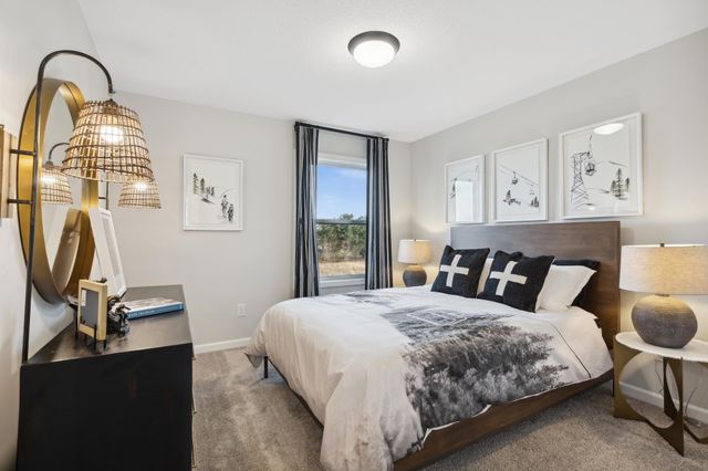 6560 Wolfberry Curve, Minnetrista, MN 55331