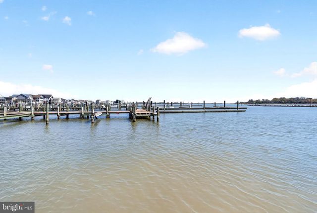 2708 SIXTH ST, Sparrows Point, MD 21219