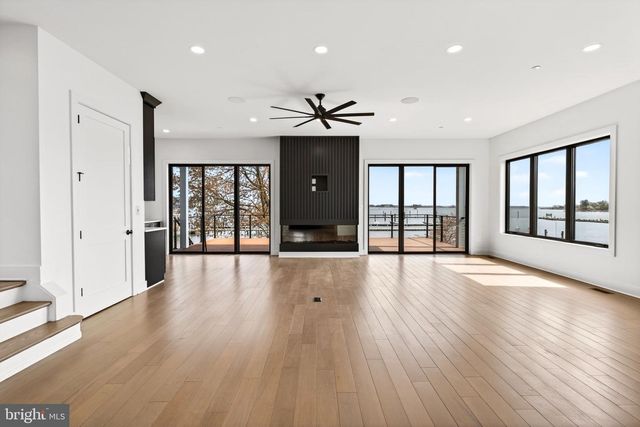 2708 SIXTH ST, Sparrows Point, MD 21219