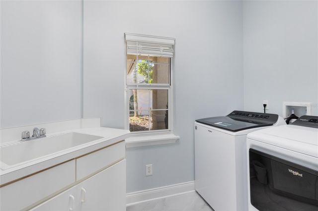 10842 WOODCHASE CIRCLE, Orlando, FL 32836