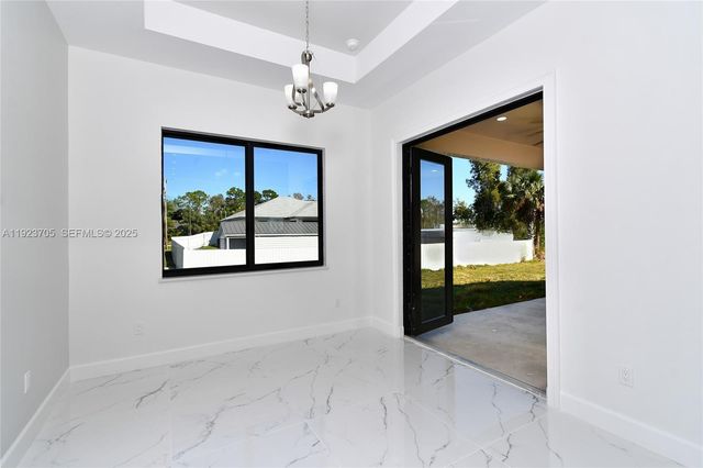 843 S Burns Ave S, Lehigh Acres, FL 33974