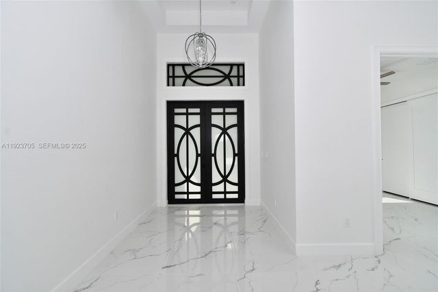 843 S Burns Ave S, Lehigh Acres, FL 33974