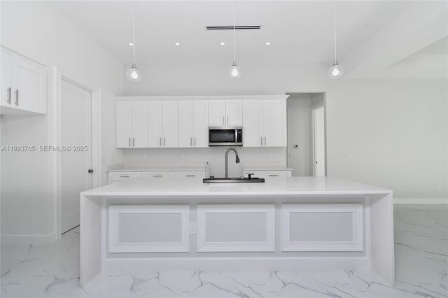 843 S Burns Ave S, Lehigh Acres, FL 33974